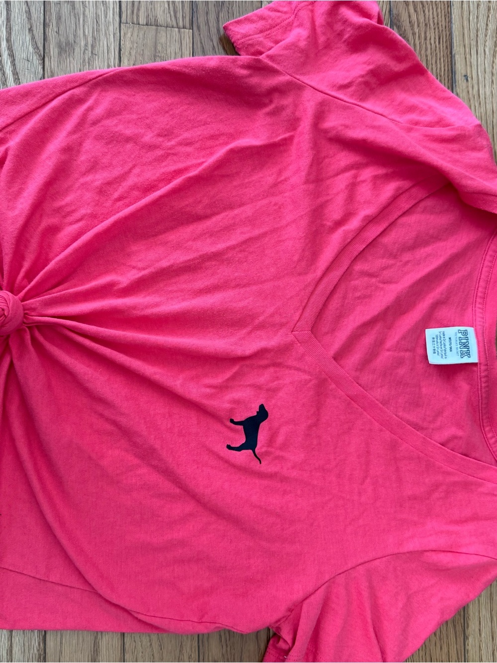 Women pink brand Short Sleeve V-Neck Tee with Dog Logo  matching leggings set